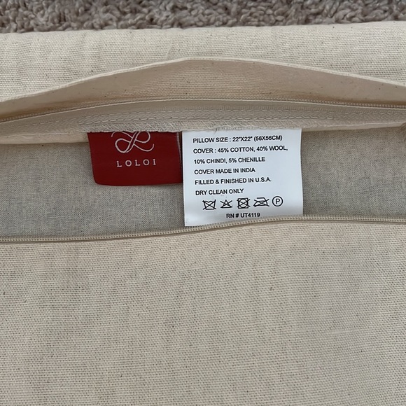 Loloi Pillow Cover, 22" x 22" - Picture 2 of 3